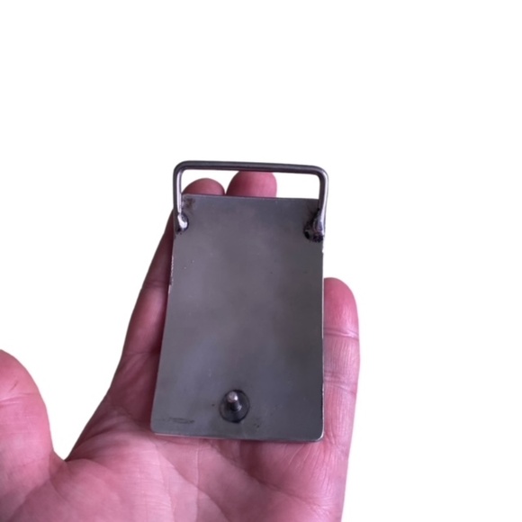 Vintage Silver Tone Unmarked 3" x 2" Engraved Horse Western Belt Buckle - Picture 4 of 6